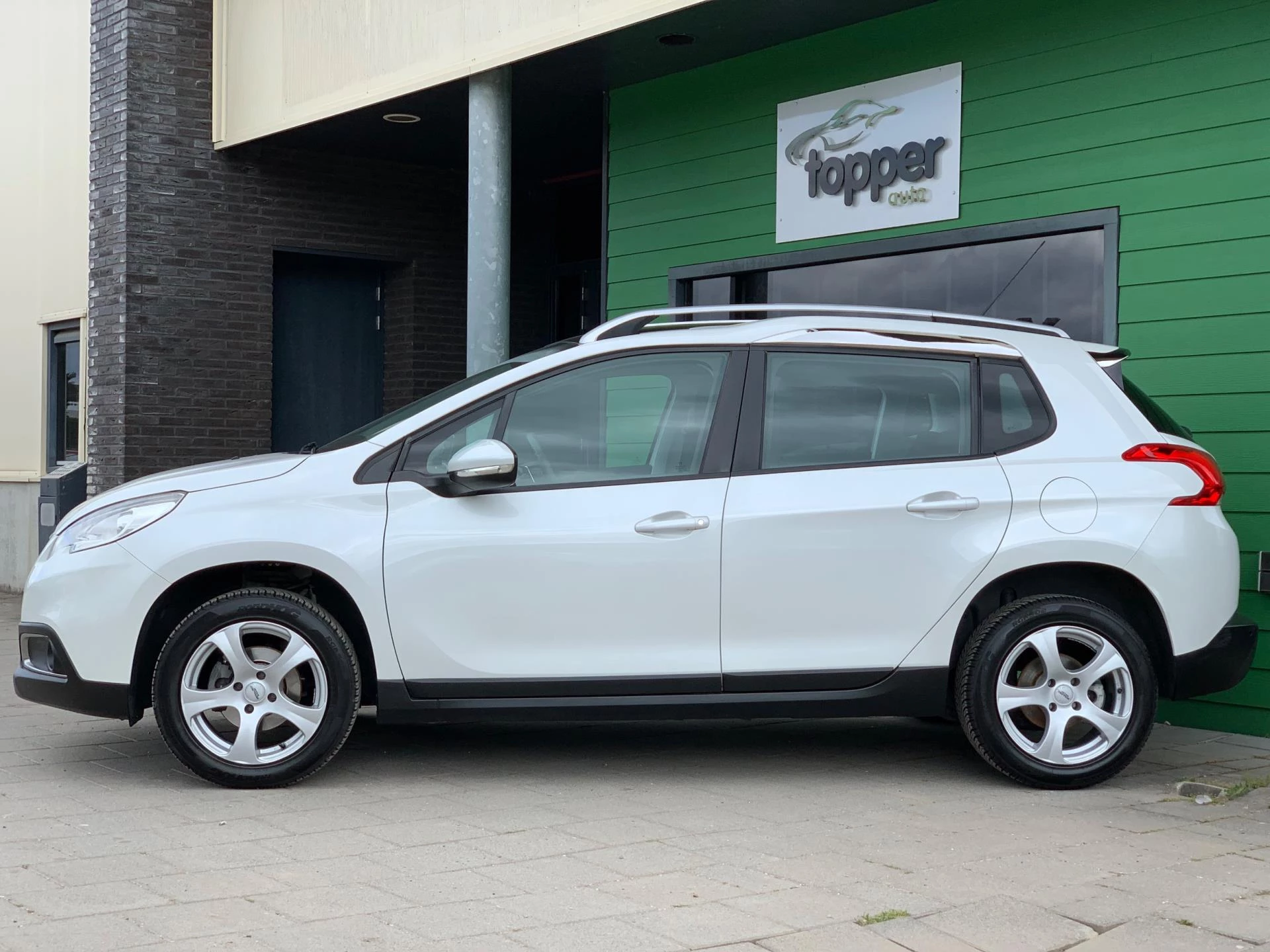 Hoofdafbeelding Peugeot 2008