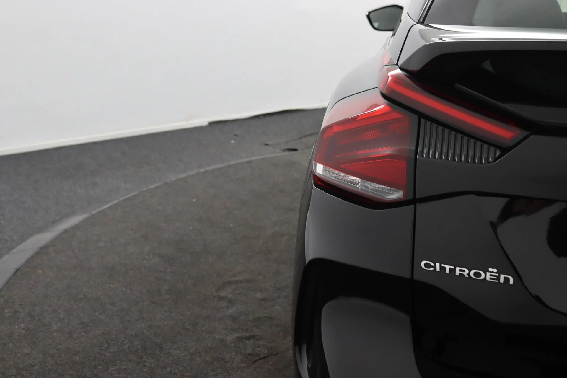 Hoofdafbeelding Citroën ë-C4