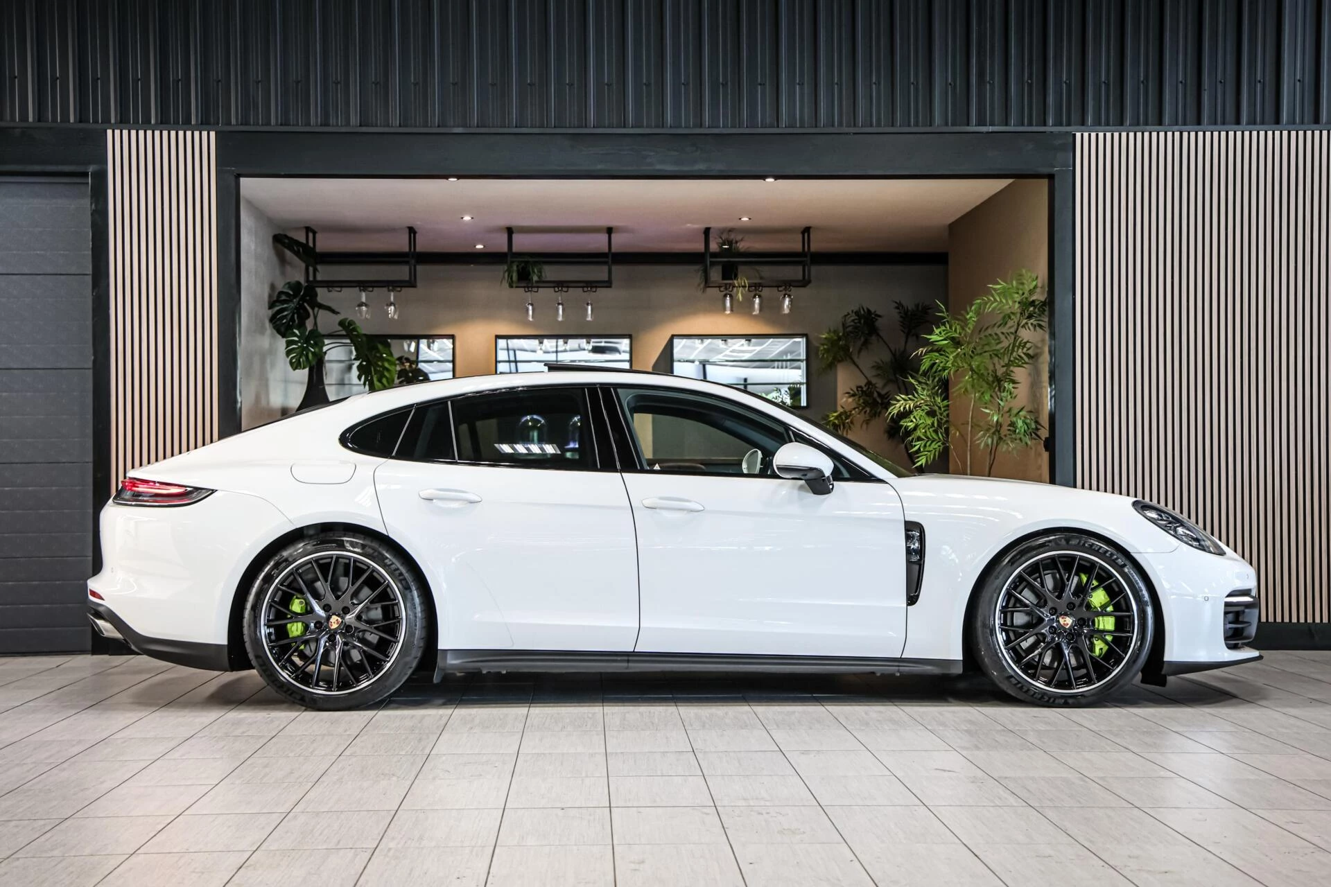 Hoofdafbeelding Porsche Panamera