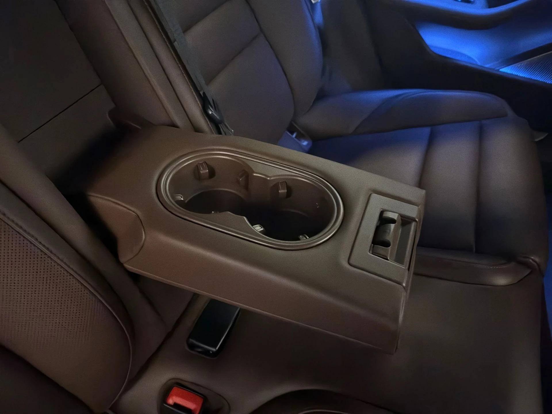 Hoofdafbeelding Porsche Taycan