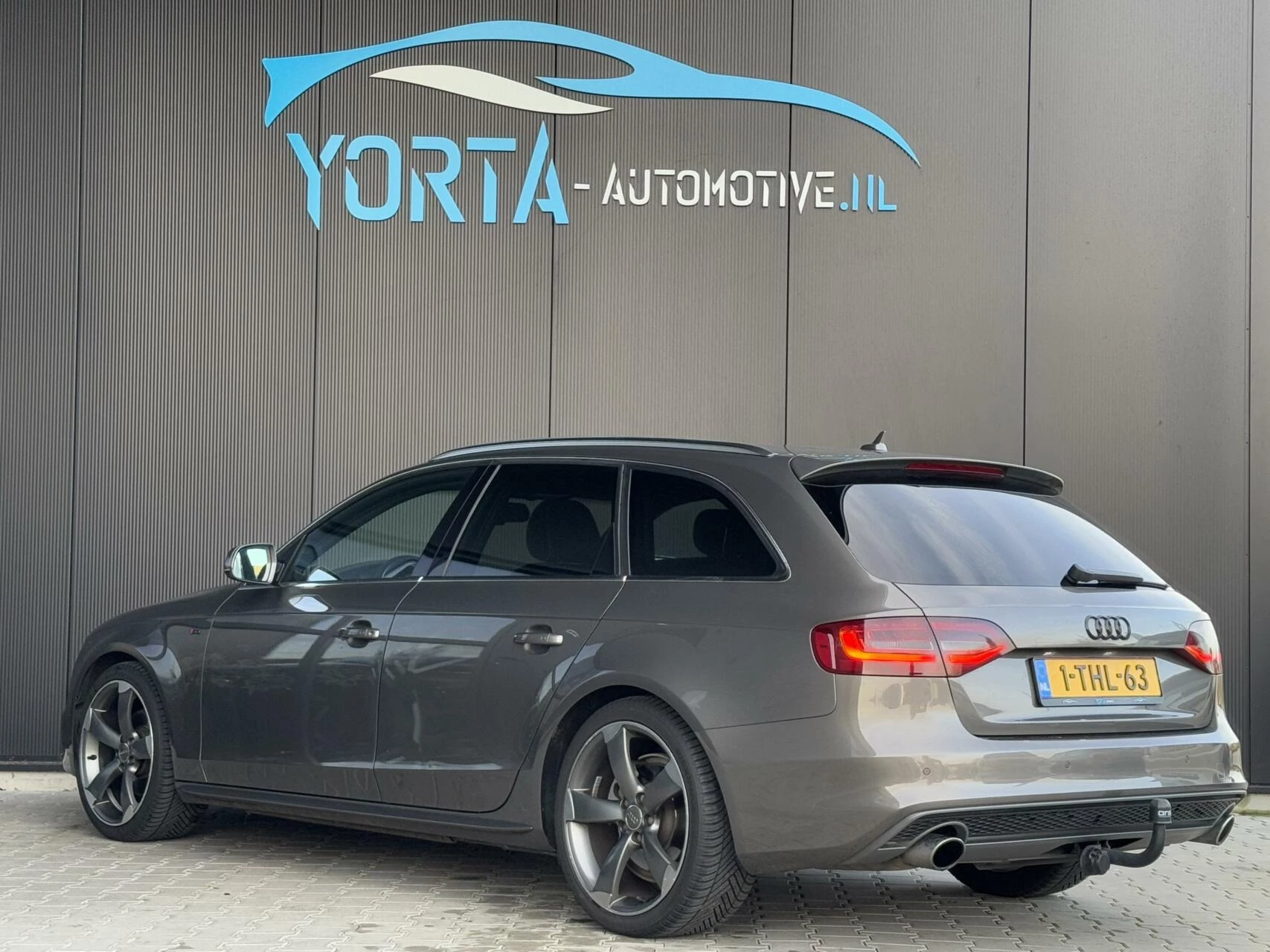 Hoofdafbeelding Audi A4