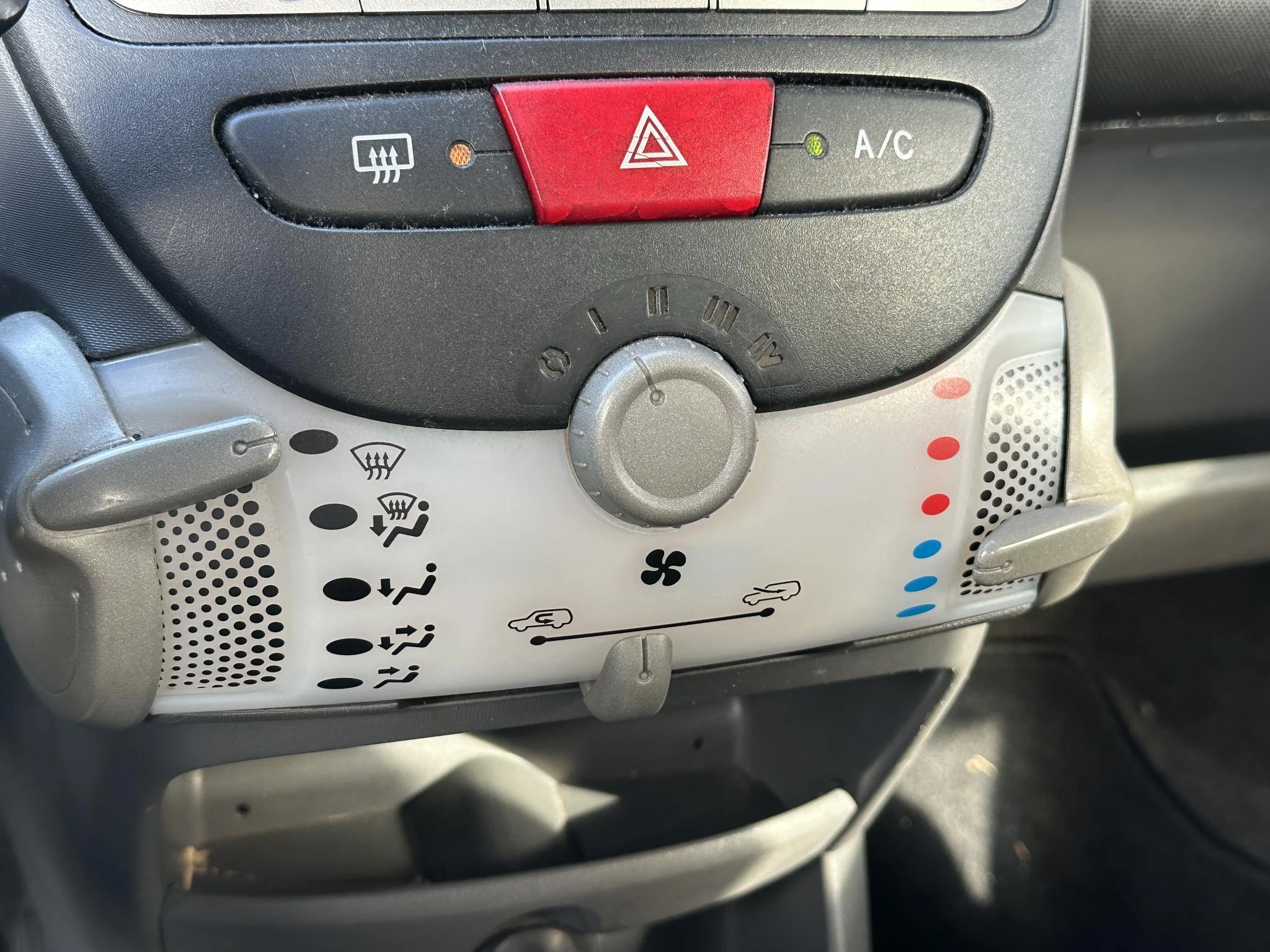 Hoofdafbeelding Peugeot 107