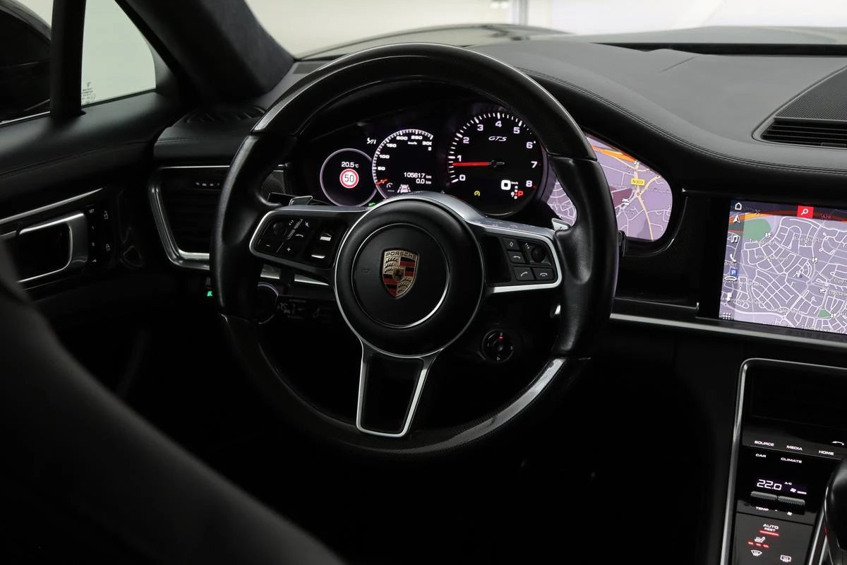 Hoofdafbeelding Porsche Panamera