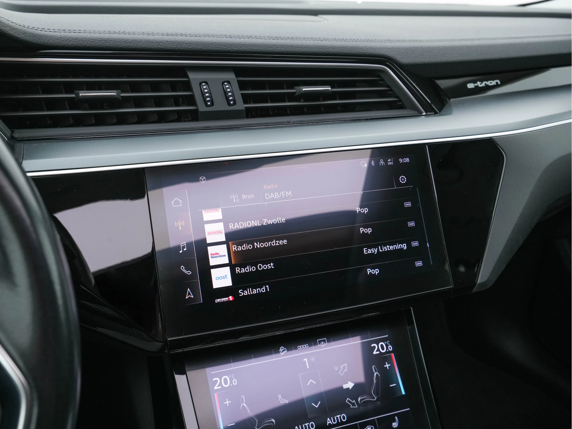 Hoofdafbeelding Audi e-tron