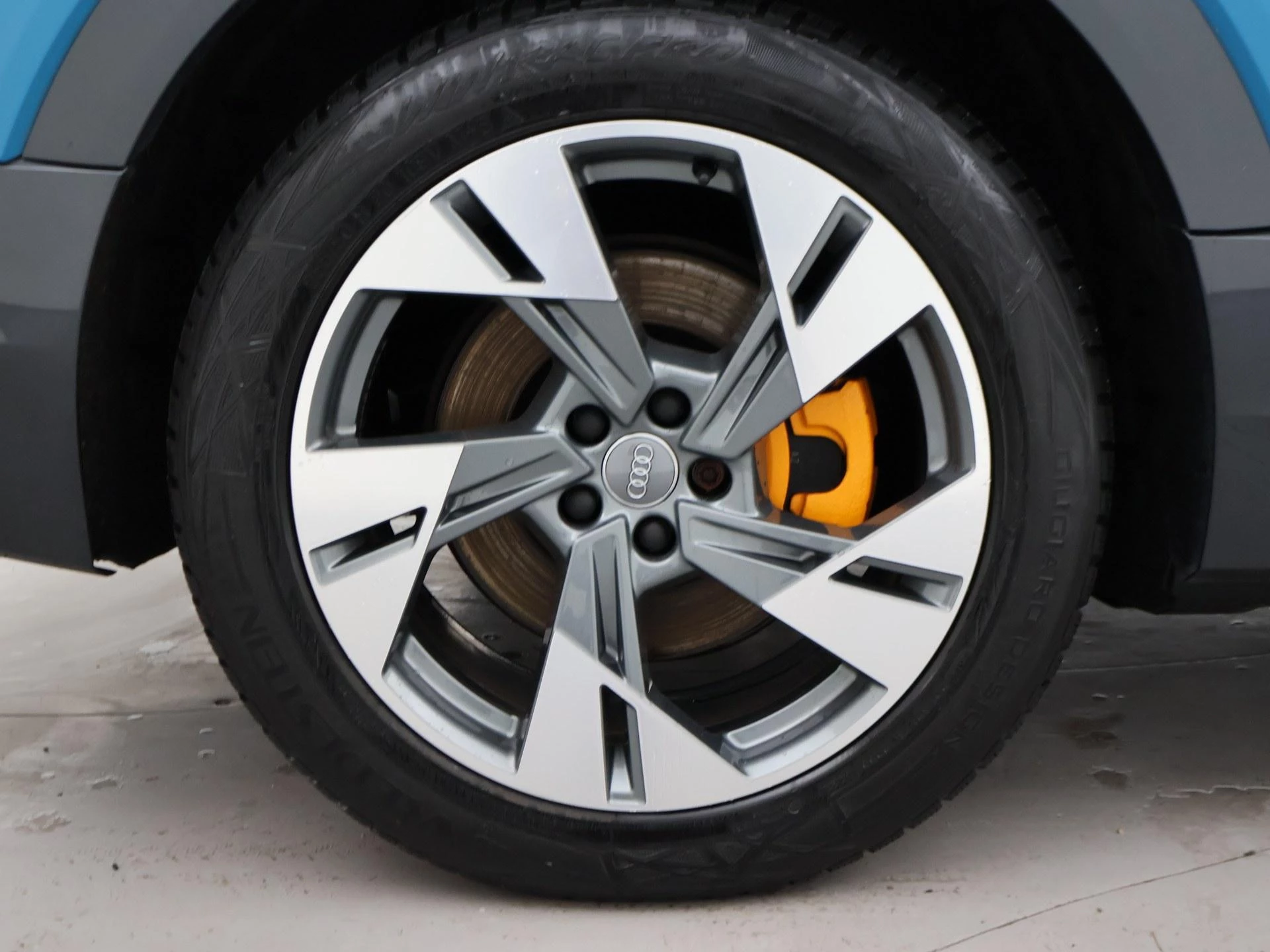 Hoofdafbeelding Audi e-tron