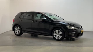 Volkswagen Golf 1.6 TDI Business Edition R Connected Navigatie Parkeersensoren Leder-Stof