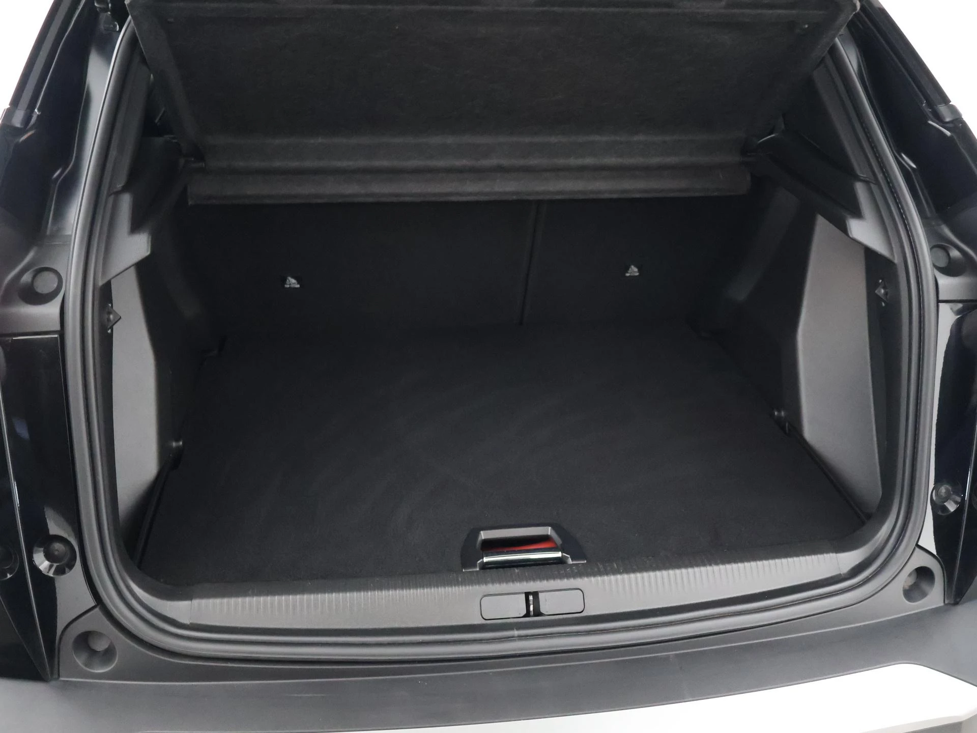 Hoofdafbeelding Peugeot e-2008