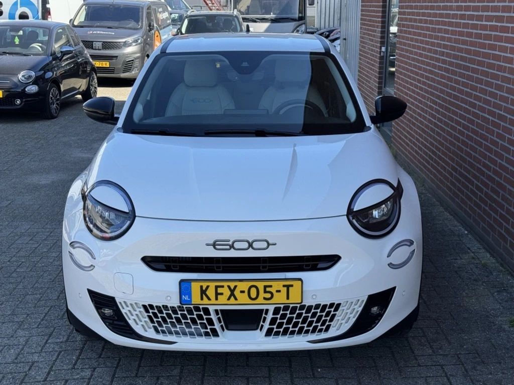 Hoofdafbeelding Fiat 600
