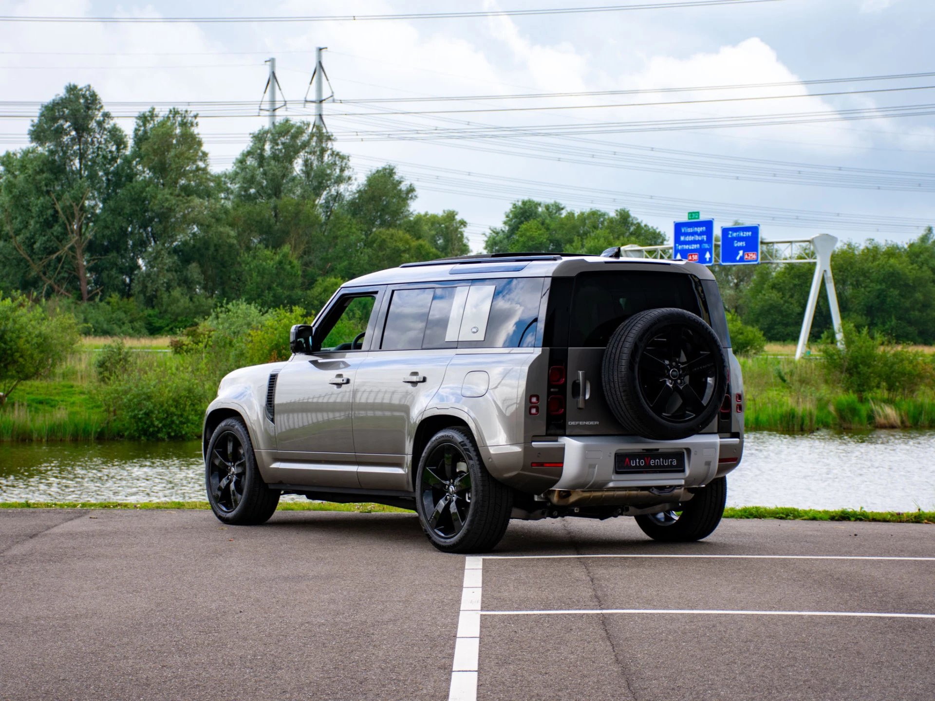 Hoofdafbeelding Land Rover Defender