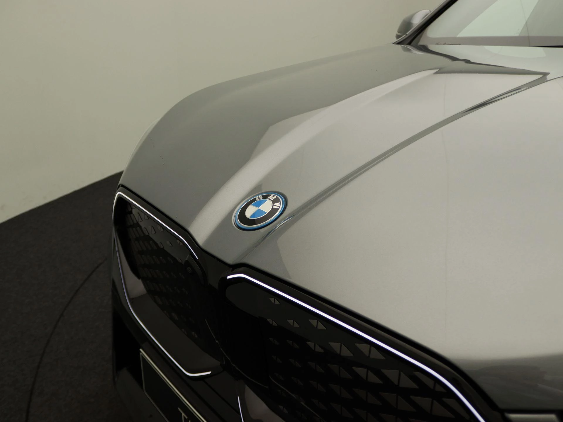 Hoofdafbeelding BMW iX2