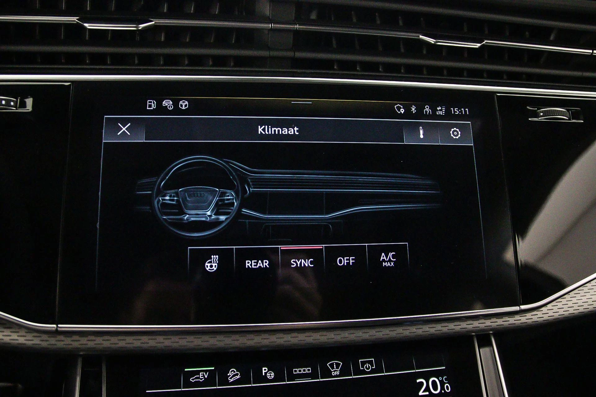 Hoofdafbeelding Audi Q8