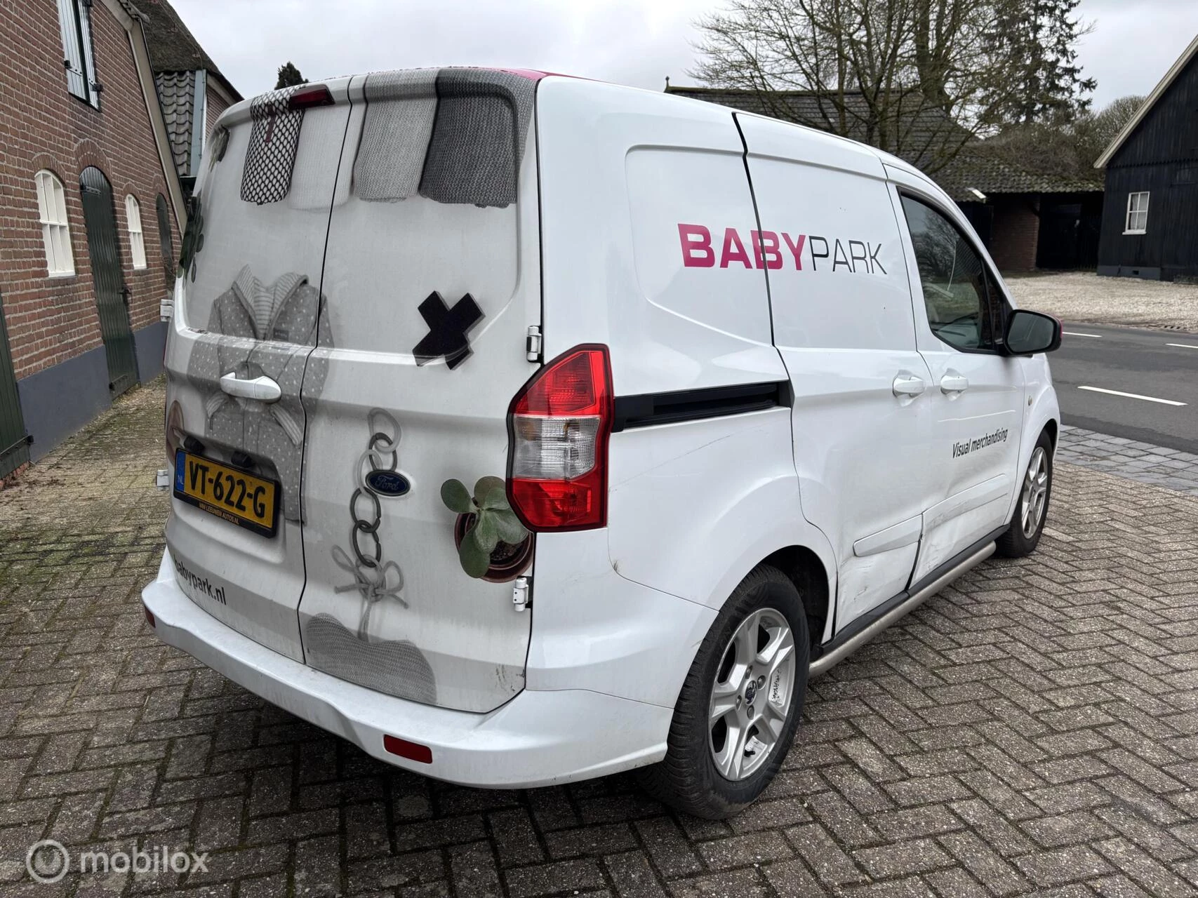 Hoofdafbeelding Ford Transit Courier