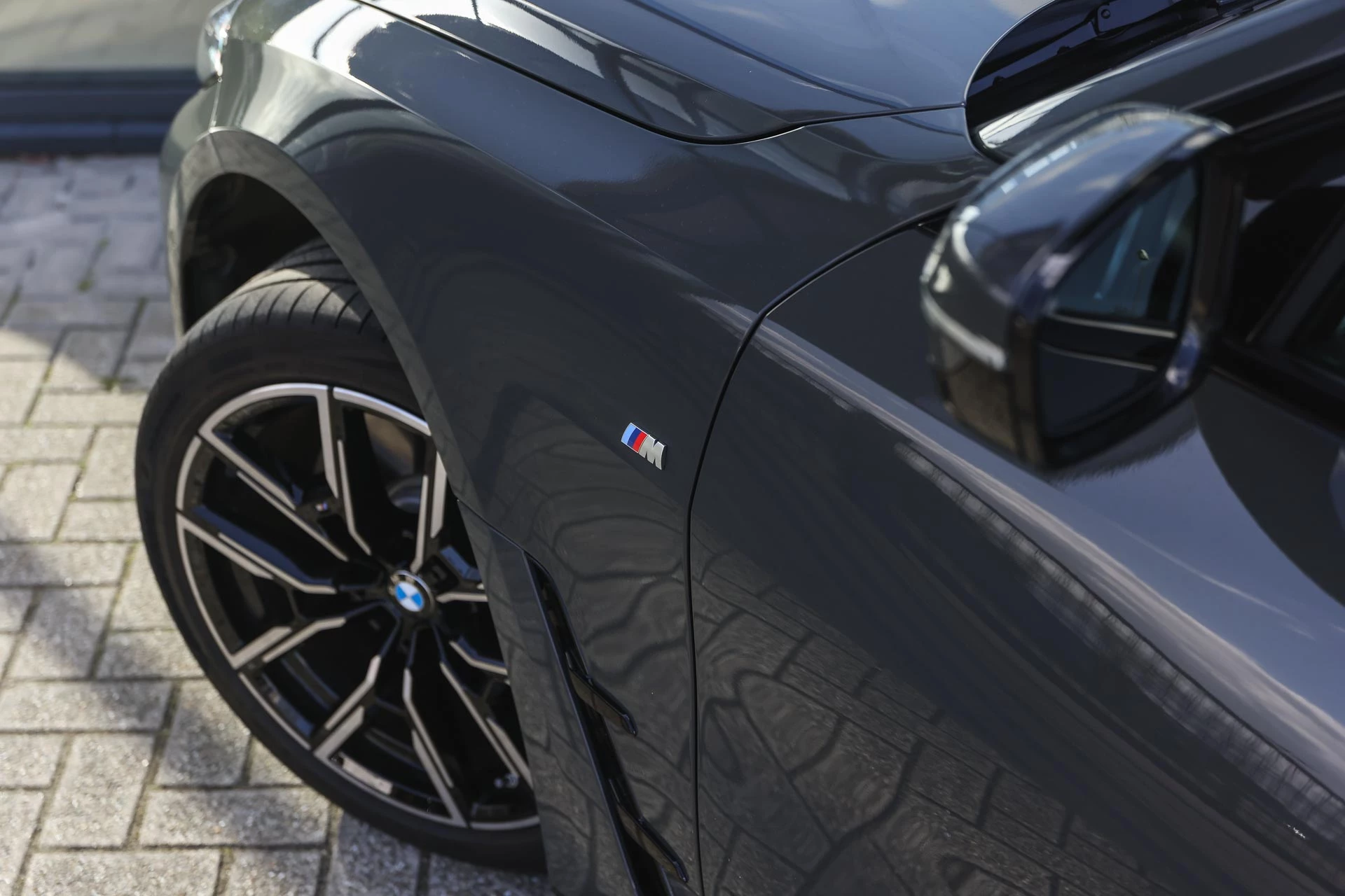 Hoofdafbeelding BMW i4