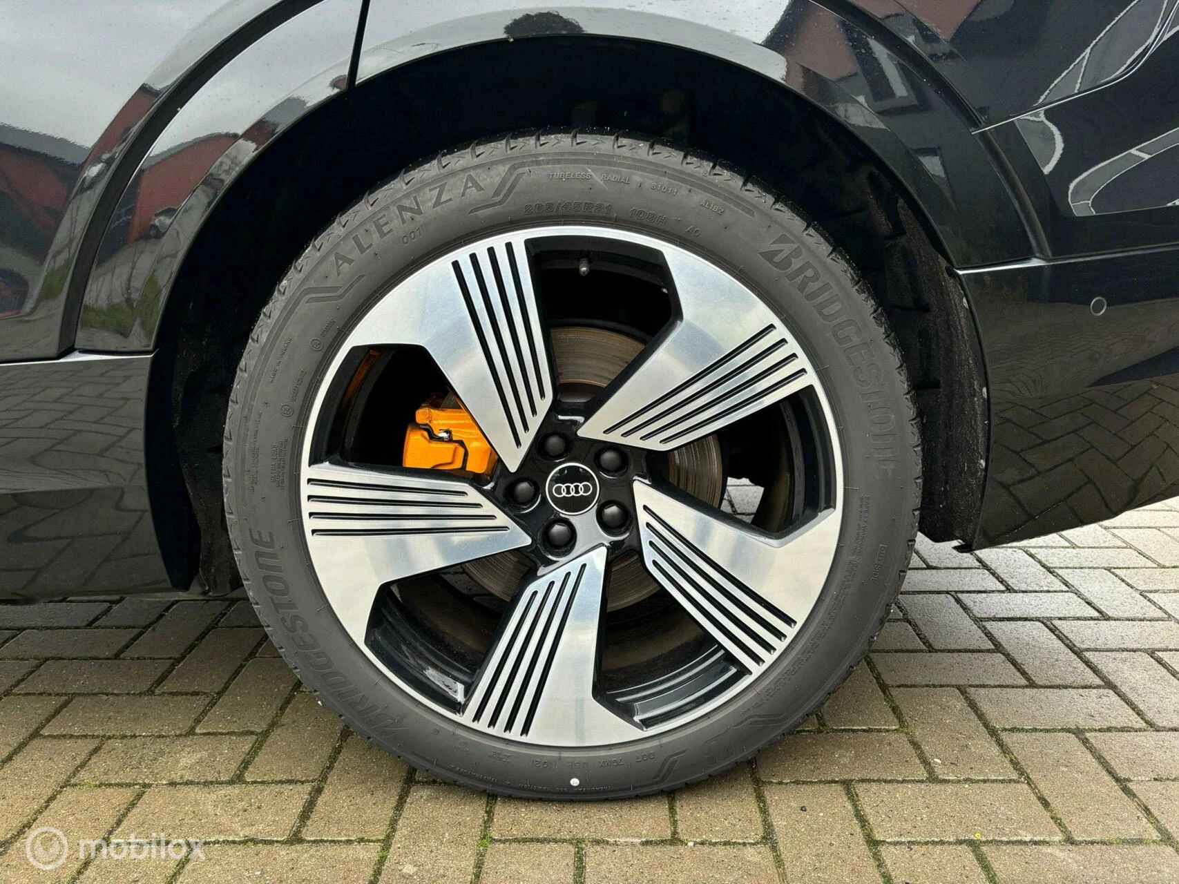 Hoofdafbeelding Audi e-tron