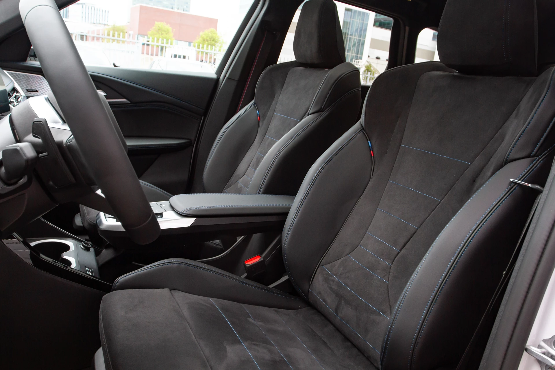 Hoofdafbeelding BMW iX1