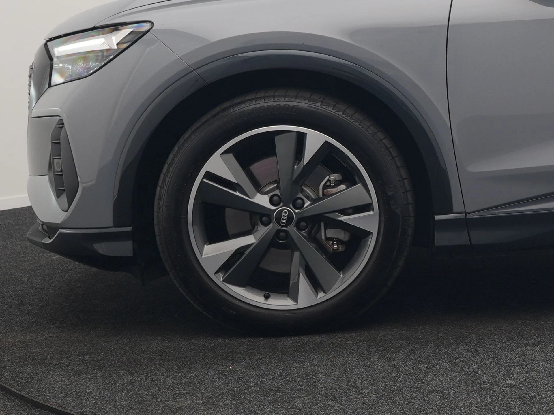 Hoofdafbeelding Audi Q4 e-tron