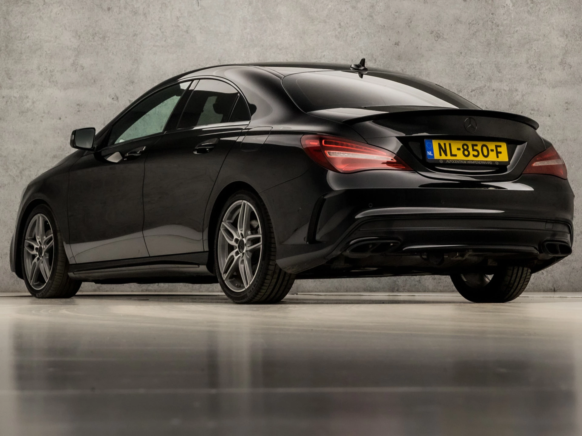 Hoofdafbeelding Mercedes-Benz CLA