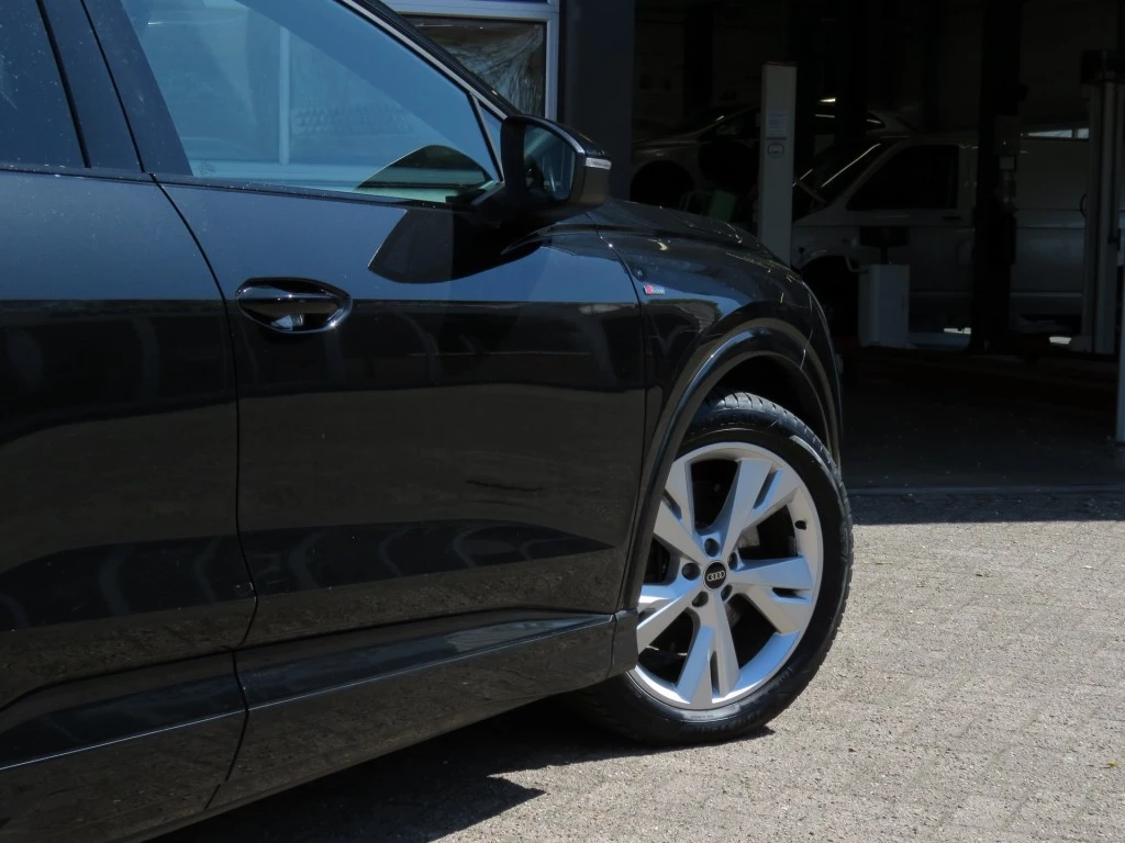 Hoofdafbeelding Audi Q4