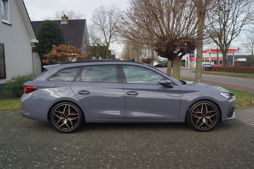 Hoofdafbeelding CUPRA Leon Sportstourer