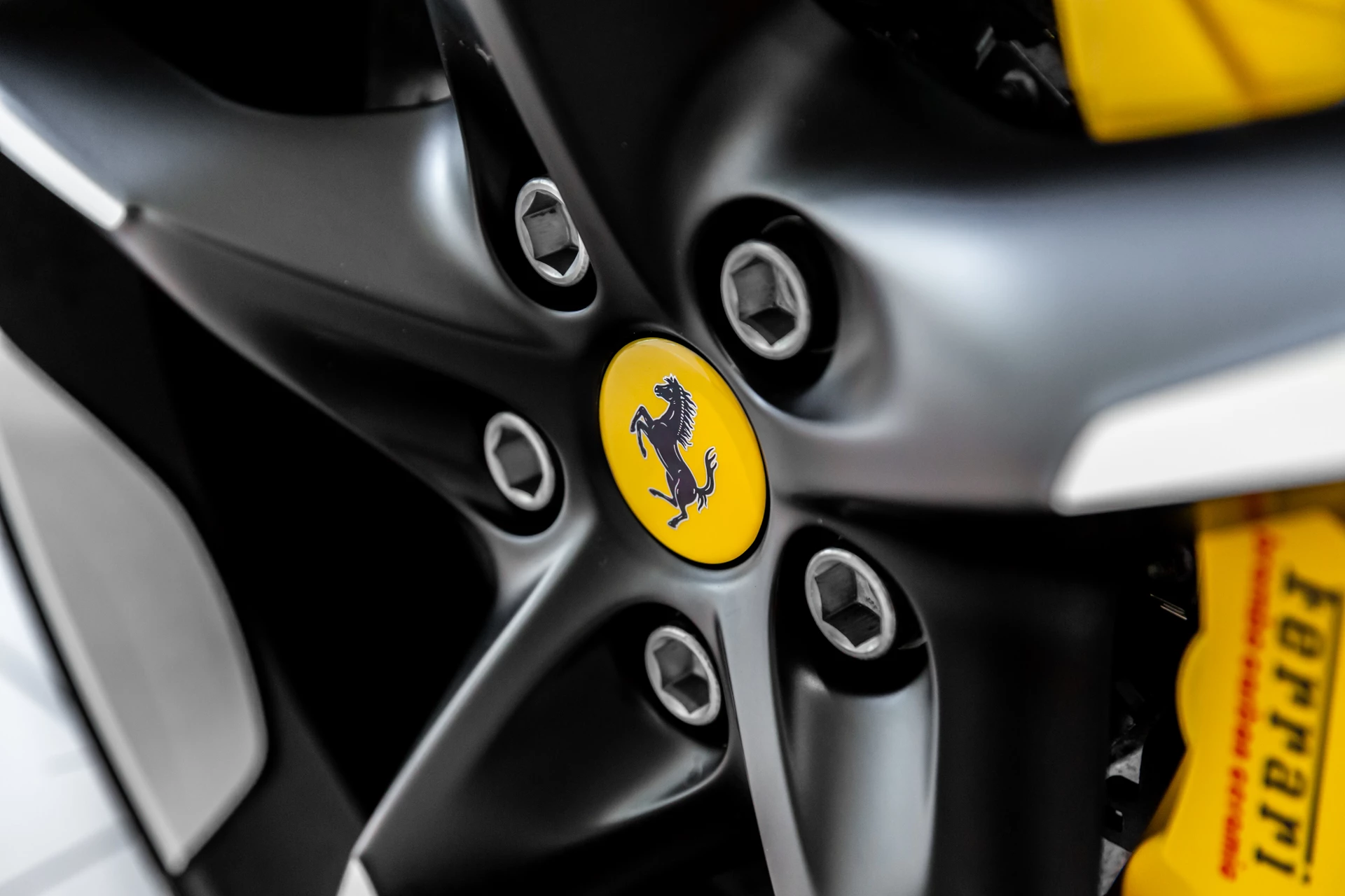 Hoofdafbeelding Ferrari Purosangue