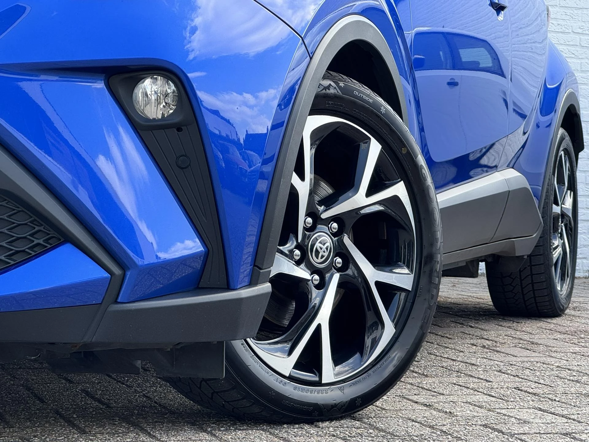 Hoofdafbeelding Toyota C-HR