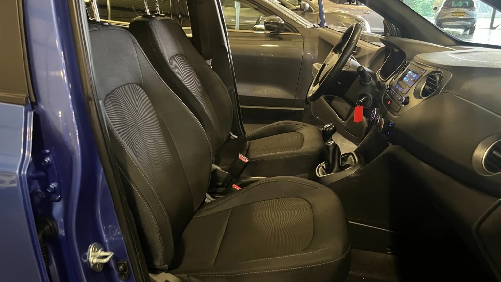 Hoofdafbeelding Hyundai i10