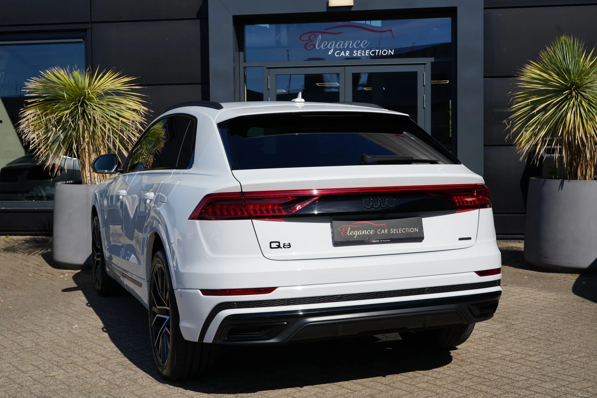 Hoofdafbeelding Audi Q8