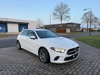 Mercedes-Benz A-Klasse 180 AMG Sfeerverl Leer Led