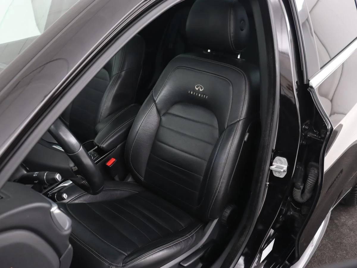 Hoofdafbeelding Infiniti Q