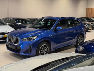 Hoofdafbeelding BMW X1 BMW X1 SDrive18i M-Pakket, Facelift, Wide Screen, Apple Carplay, Android Auto, Voll Led, Ambiënte Light, Camera, Cruise, Clima