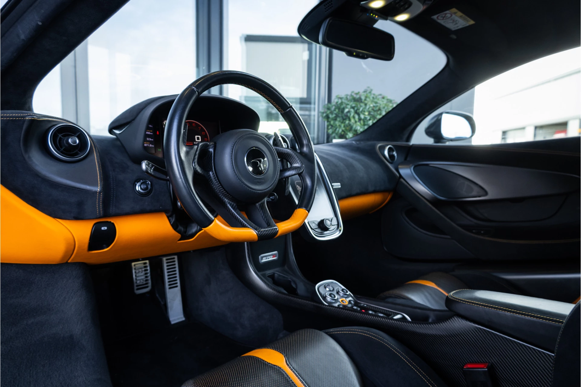 Hoofdafbeelding McLaren 570S