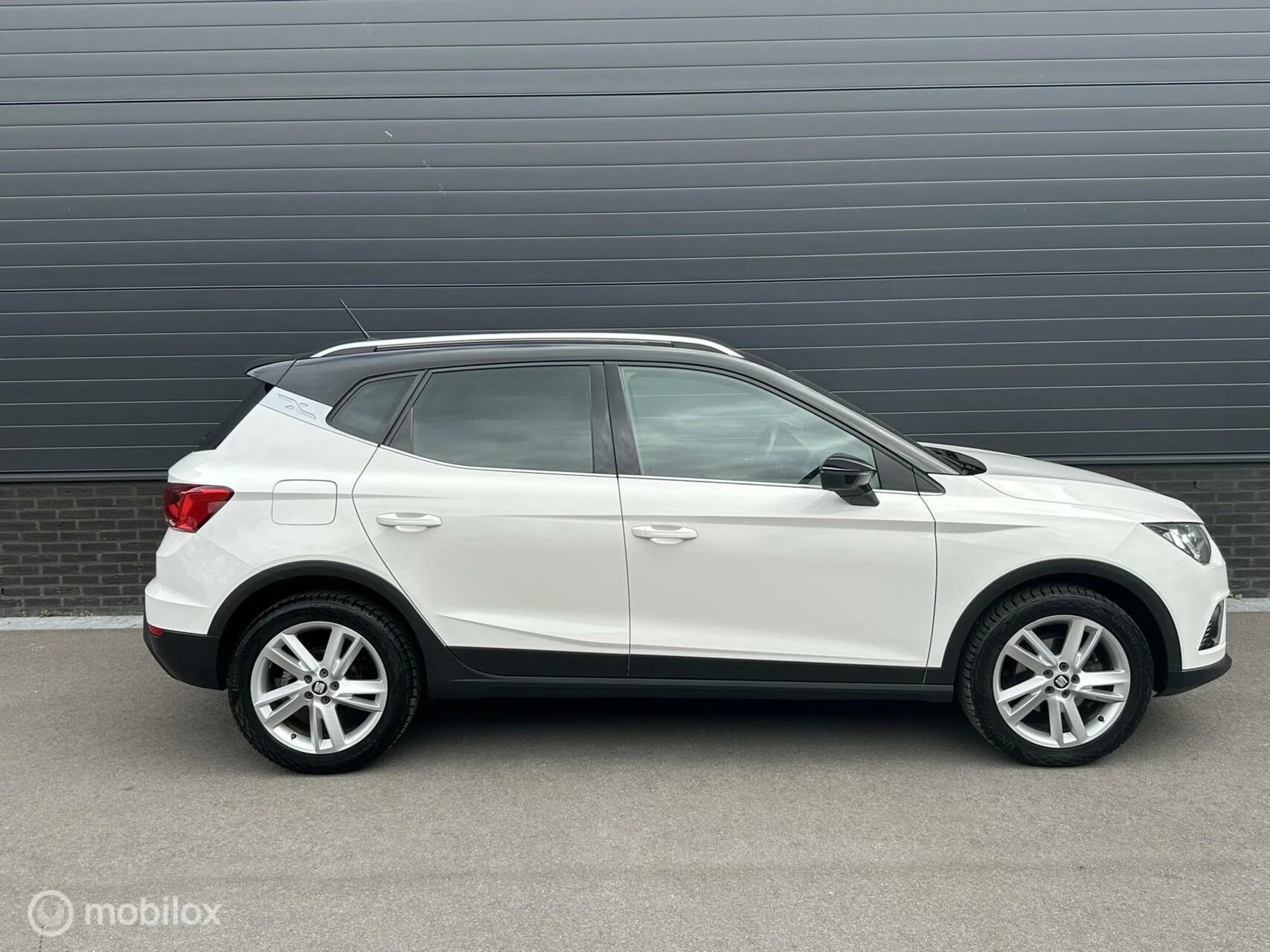 Hoofdafbeelding SEAT Arona