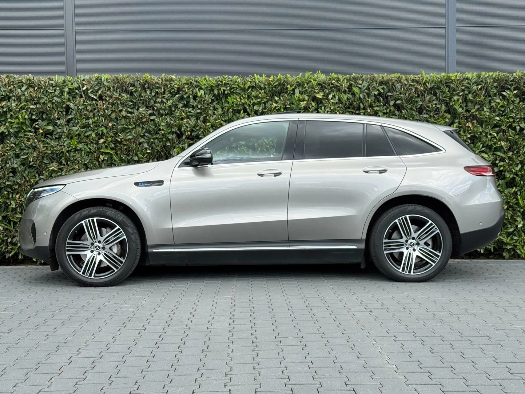 Hoofdafbeelding Mercedes-Benz EQC