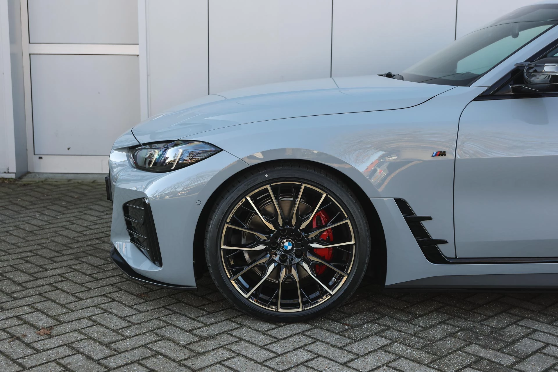 Hoofdafbeelding BMW i4