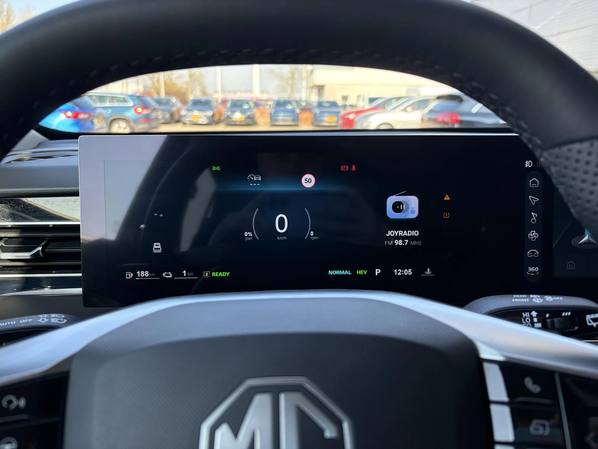 Hoofdafbeelding MG HS