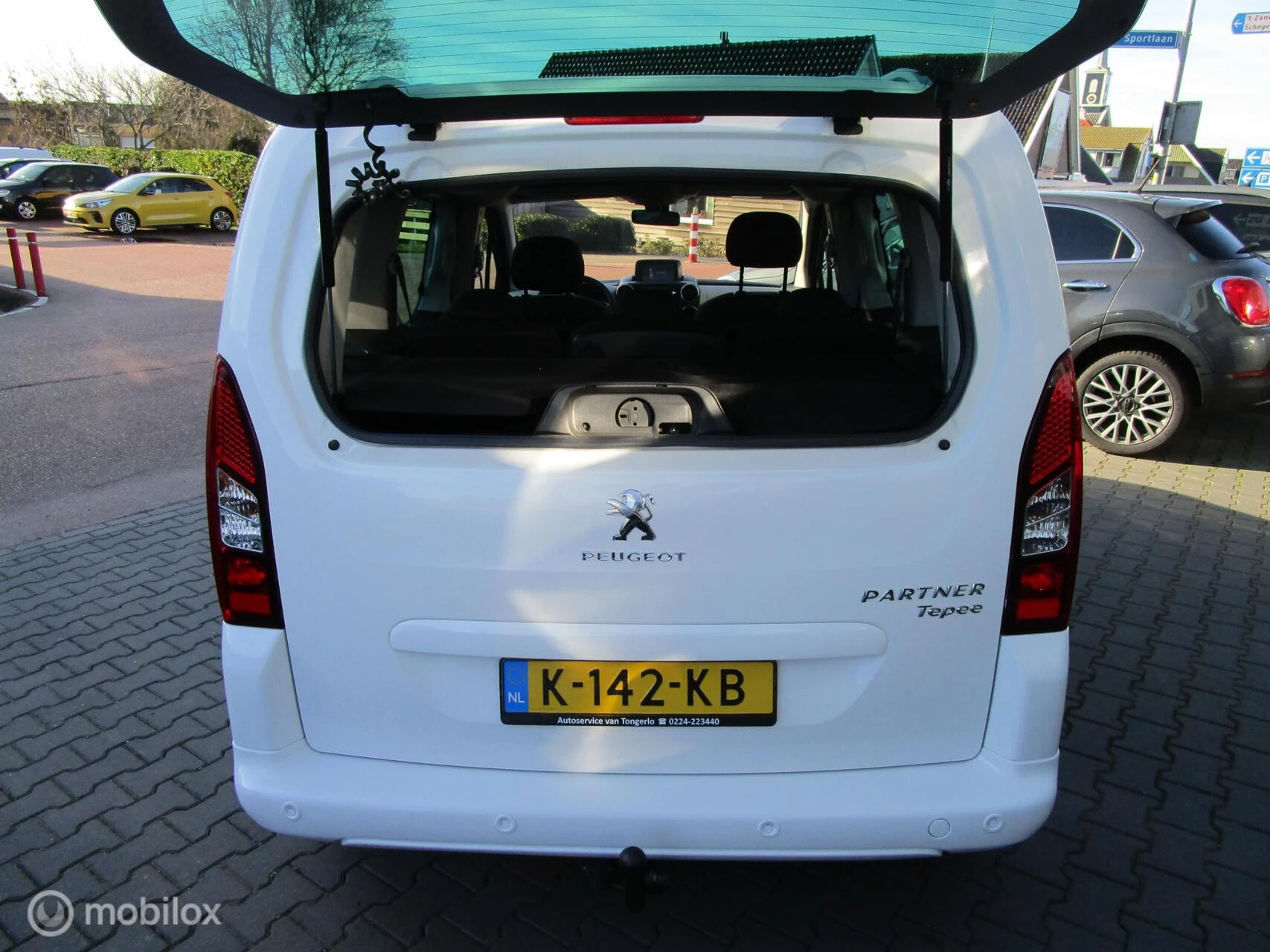 Hoofdafbeelding Peugeot Partner