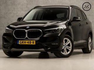 BMW X1 xDrive25e Sportline 221Pk Automaat (GROOT NAVI, CLIMATE, ALCANTARA, GETINT GLAS, ELEK ACHTERKLEP, SPORTSTOELEN, PARKEERSENSOREN, LED KOPLAMPEN, DAB+, NIEUWSTAAT)