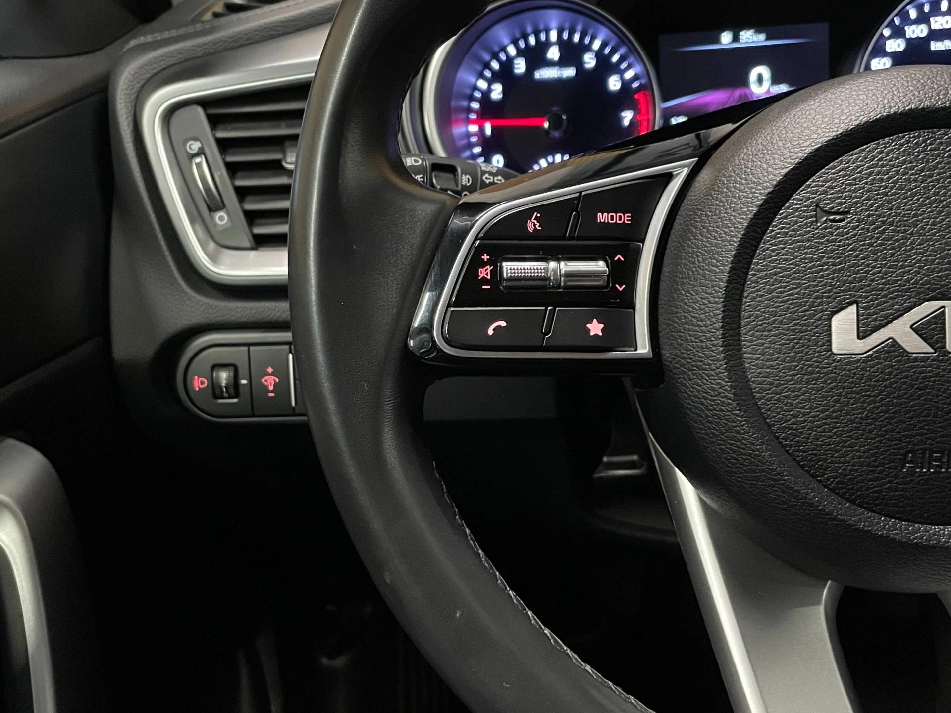 Hoofdafbeelding Kia Ceed