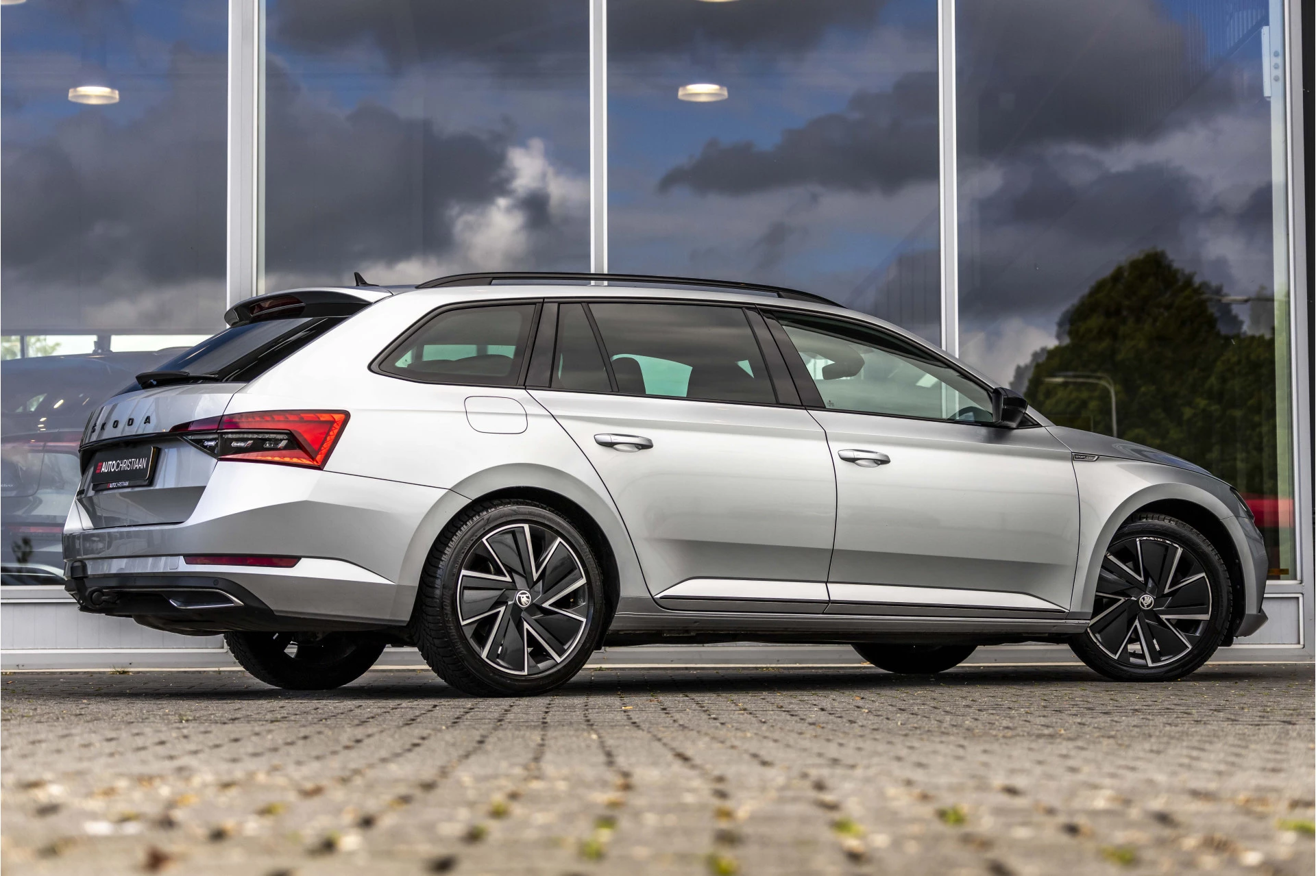 Hoofdafbeelding Škoda Superb