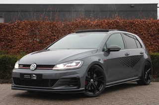 Volkswagen Golf 2.0 TSI GTI TCR | Panoramadak | Virtual cockpit | Keyless | Adaptive cruise | Lane assist | Camera | Dodehoek Assi