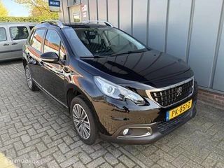 Peugeot 2008 1.2 PureTech Blue Lion