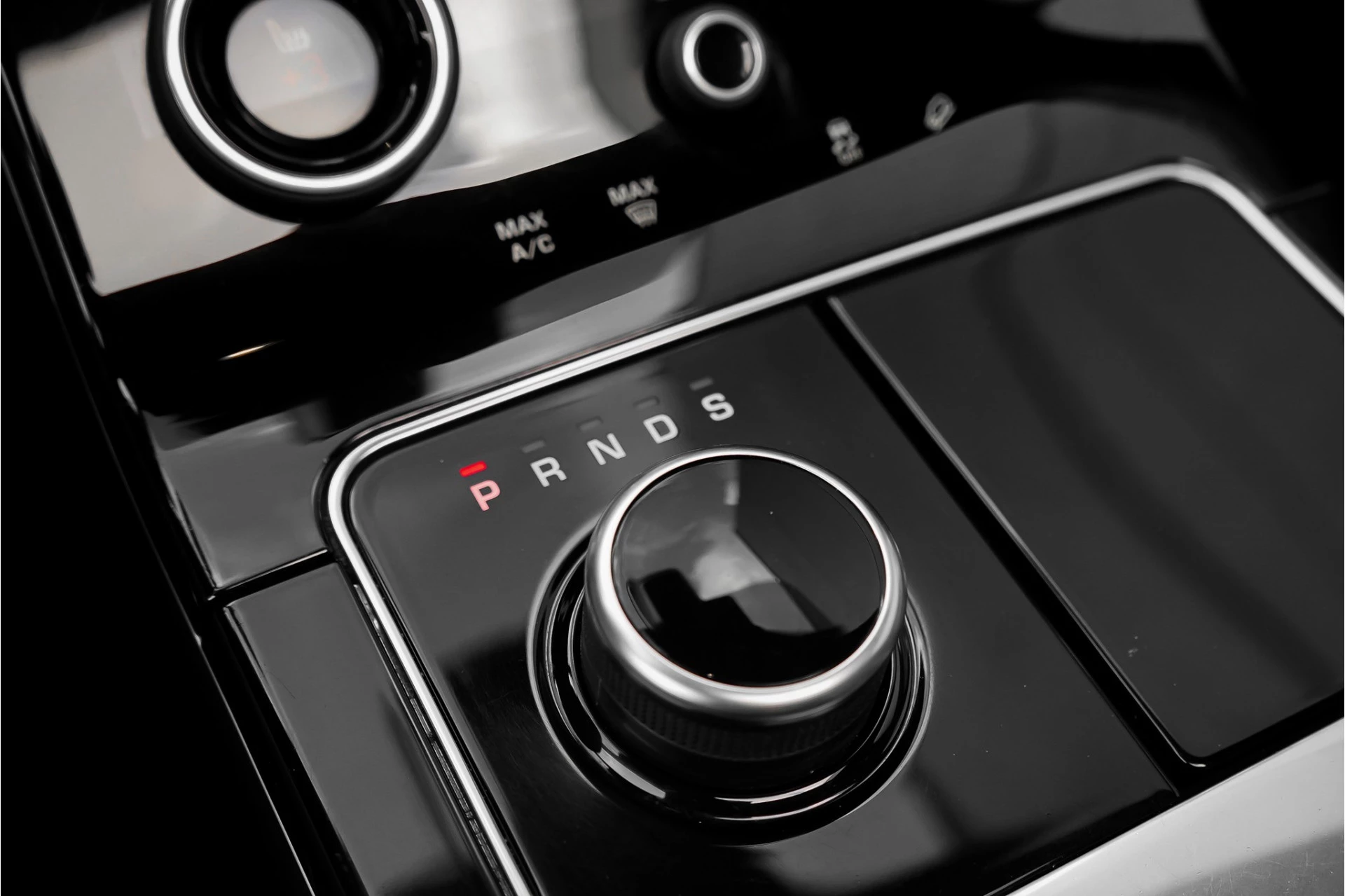 Hoofdafbeelding Land Rover Range Rover Velar