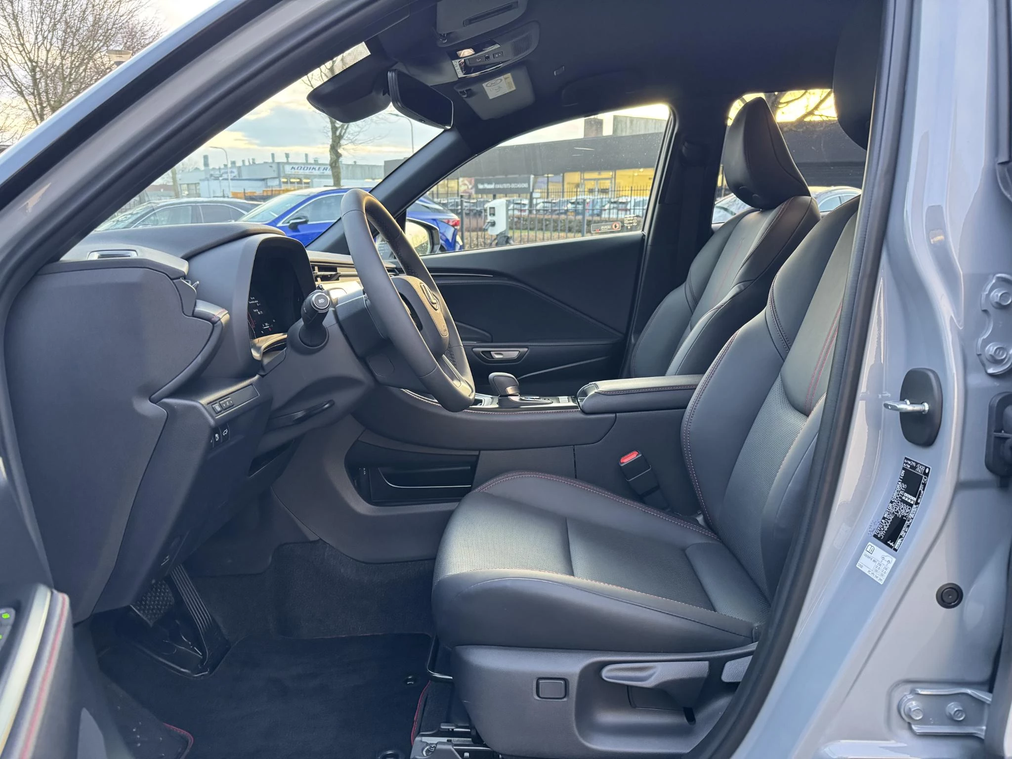 Hoofdafbeelding Lexus LBX