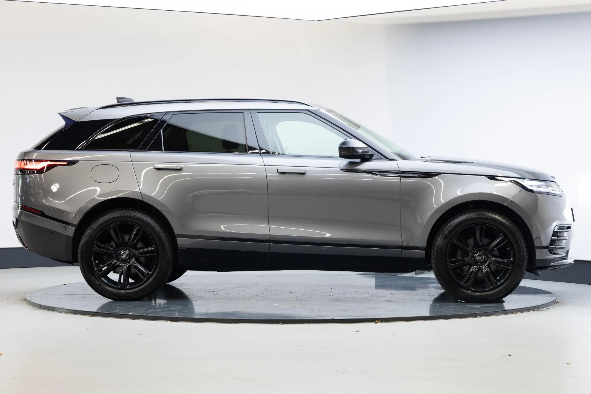 Hoofdafbeelding Land Rover Range Rover Velar