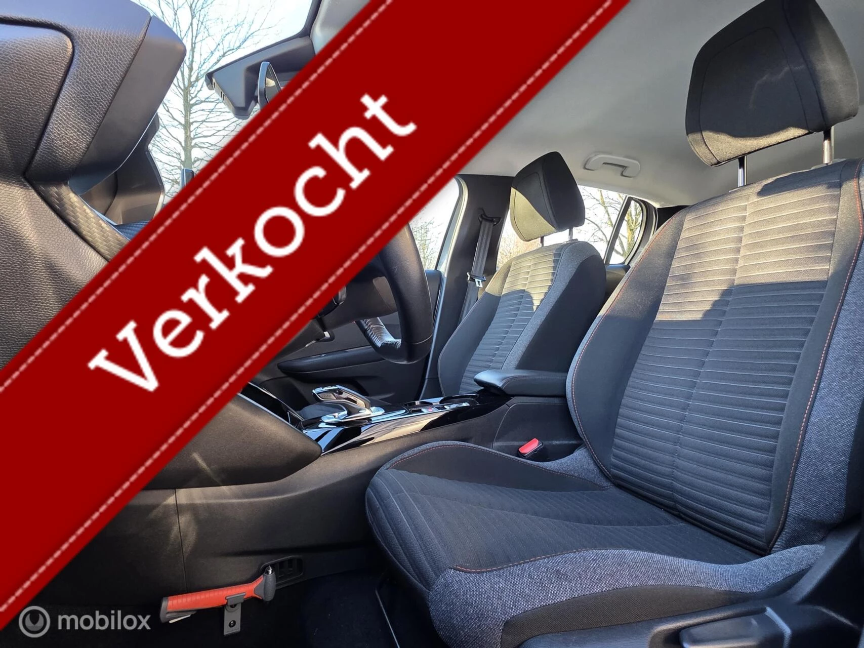 Hoofdafbeelding Peugeot e-208