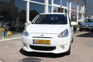 Mitsubishi Space Star 1.2 Invite Black edition