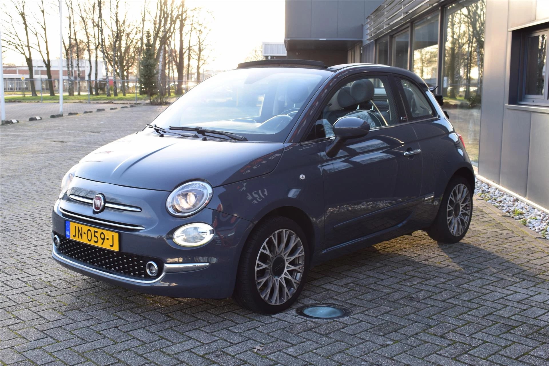 Hoofdafbeelding Fiat 500C