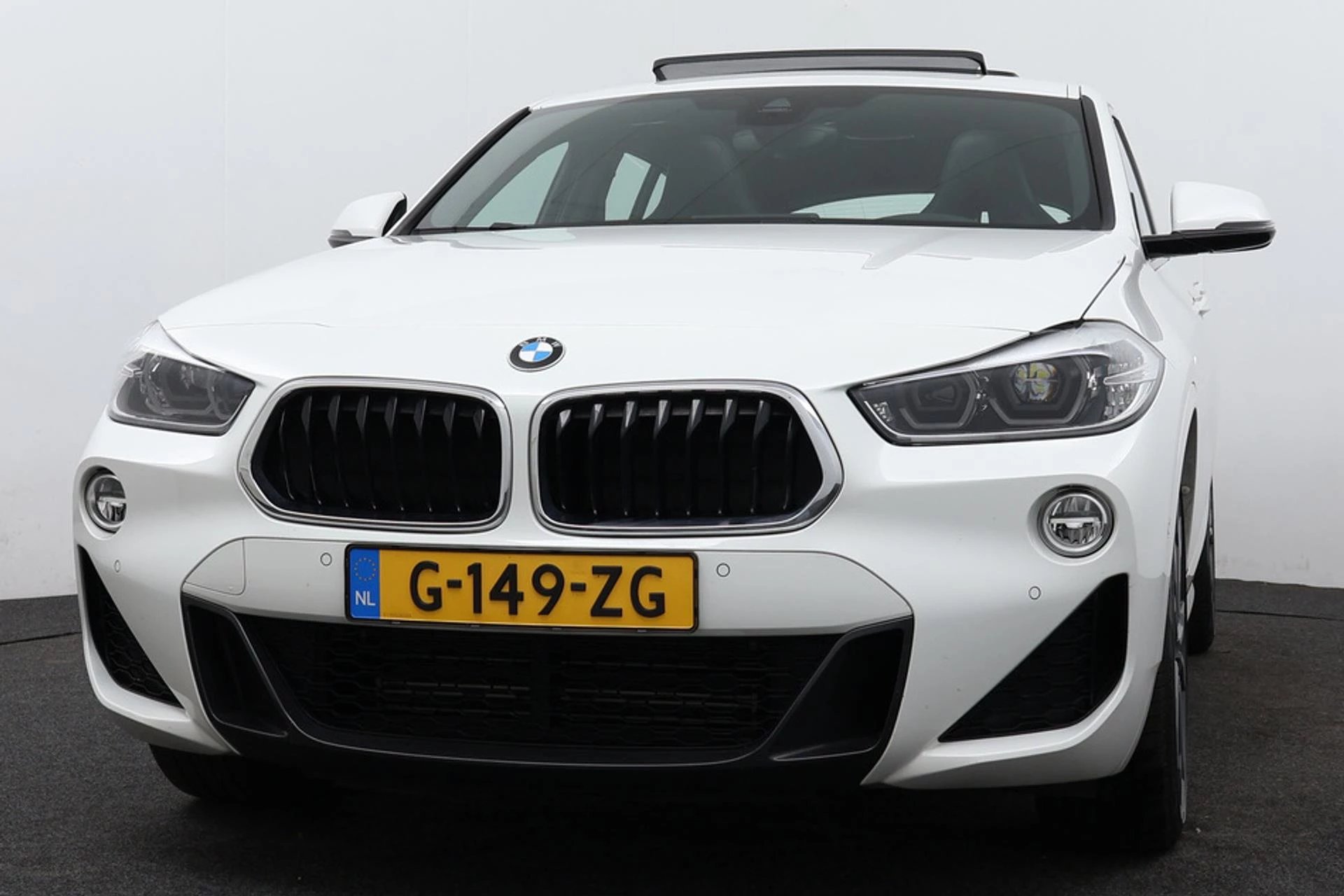 Hoofdafbeelding BMW X2