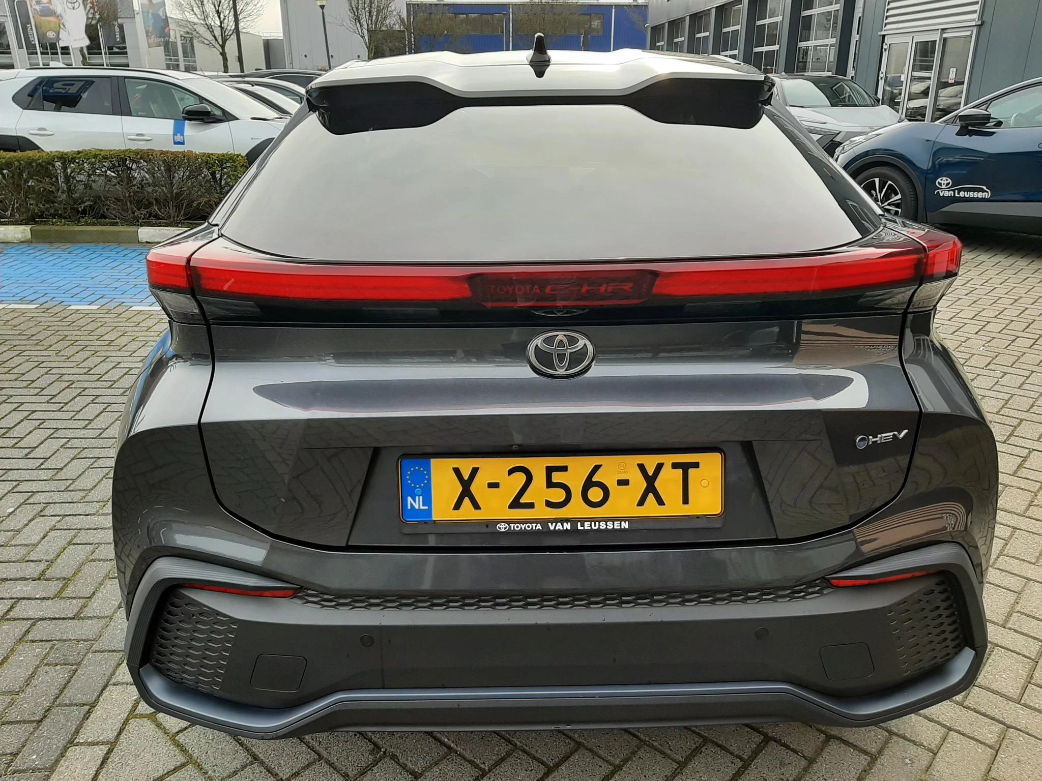 Hoofdafbeelding Toyota C-HR