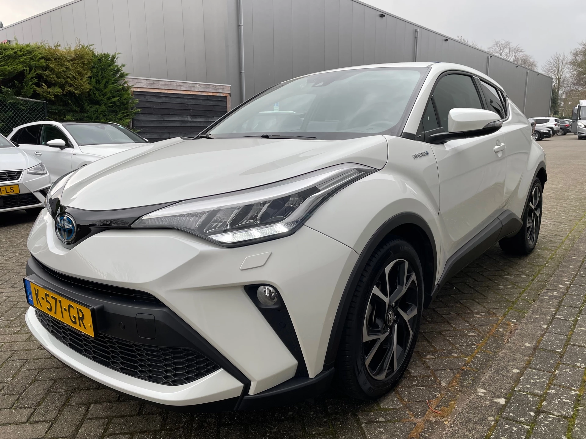 Hoofdafbeelding Toyota C-HR